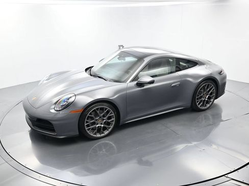Certified 2025 Porsche 911 Carrera RWD image 27