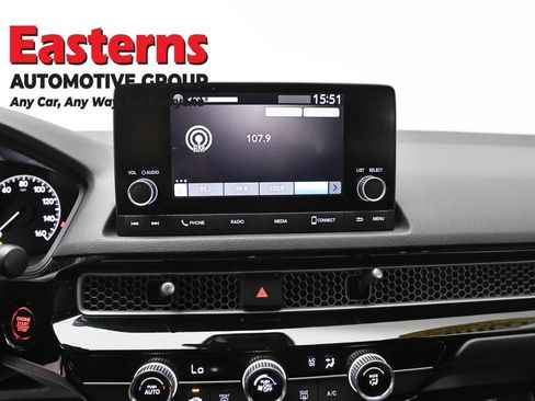 Used 2023 Honda Civic Sport image 12
