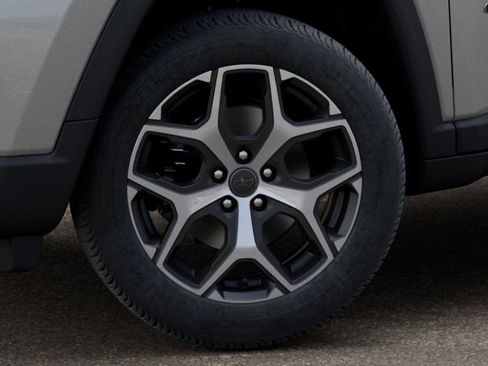 New 2026 Jeep Compass Limited image 8