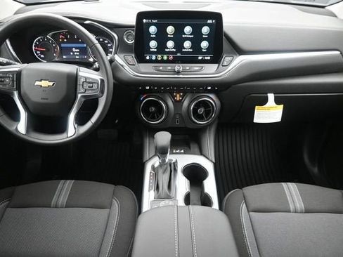 New 2026 Chevrolet Blazer LT w/ Convenience Package AWD/4WD image 19