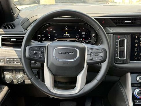 Used 2023 GMC Yukon XL Denali w/ Max Trailering Package AWD/4WD image 17