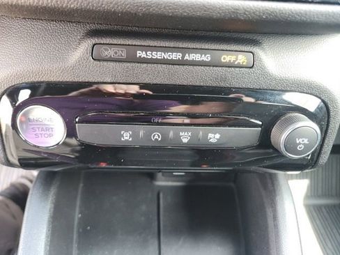 Used 2024 Ford Escape ST-Line w/ Tech Pack #1 FWD image 28