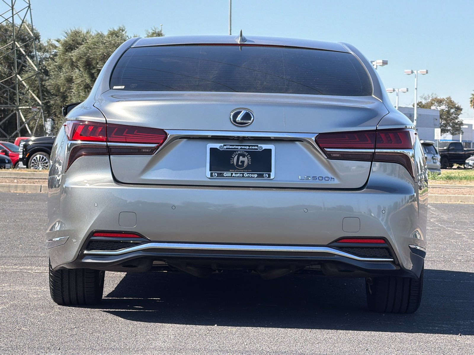 Used 2018 Lexus LS 500h w/ Interior Upgrade Package RWD image 5