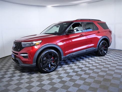 Certified 2023 Ford Explorer ST w/ Equipment Group 401A image 5