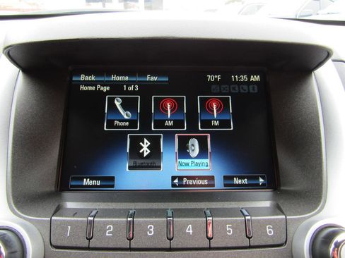 Used 2017 Chevrolet Equinox LT w/ Convenience Package image 16