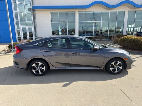 Used 2019 Honda Civic LX image 4