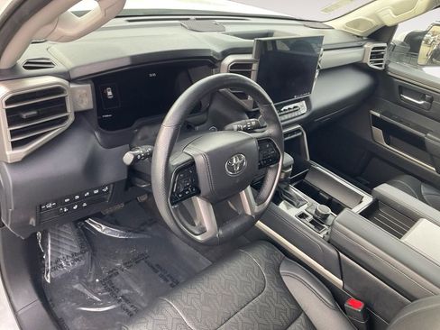 Used 2023 Toyota Sequoia Limited image 16