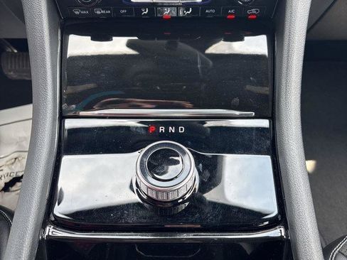 Used 2023 Jeep Grand Cherokee Altitude image 33