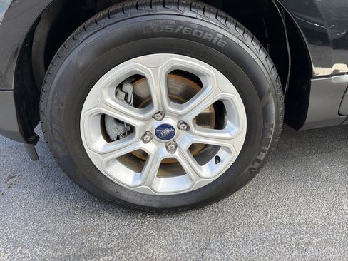 Used 2021 Ford EcoSport SE image 25
