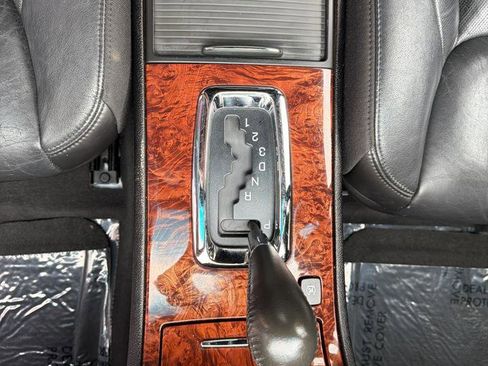 Used 2006 Cadillac DTS image 46