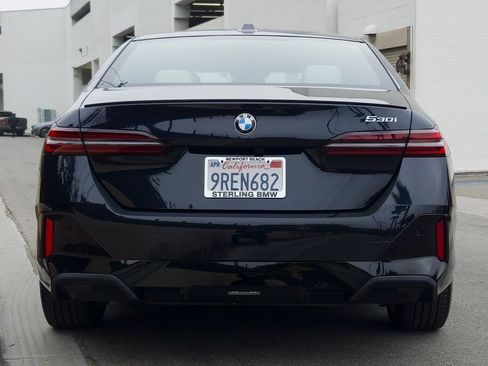 Used 2025 BMW 530i w/ M Sport Package image 5