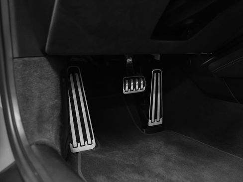 Certified 2026 Porsche 911 GT3 RWD image 48