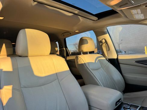 Used 2017 INFINITI QX60 AWD w/ Premium Plus Package image 31