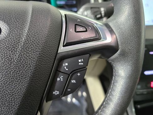 Used 2018 Ford Edge Titanium w/ Equipment Group 301A AWD/4WD image 31