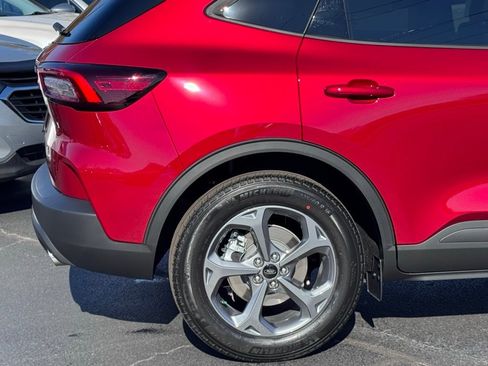 New 2026 Ford Escape ST-Line w/ Cold Weather Package image 38