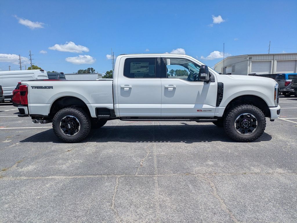 New 2026 Ford F350 Lariat w/ Tremor Off-Road Package AWD/4WD image 3