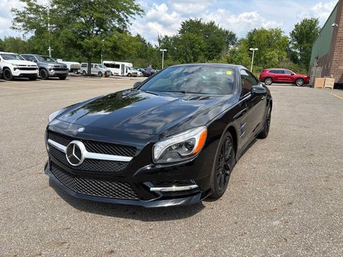 Used 2016 Mercedes-Benz SL 550 image 3