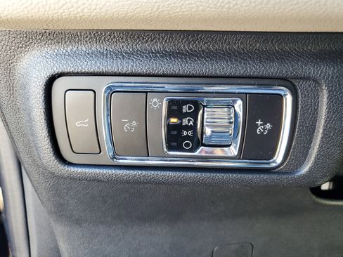 New 2026 Lincoln Corsair Reserve image 14