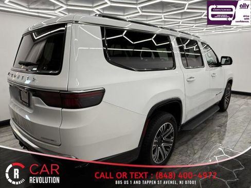 Used 2023 Jeep Wagoneer L Series II image 10