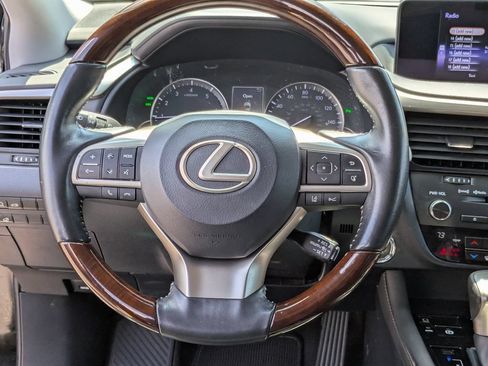 Used 2019 Lexus RX 350L FWD w/ Premium Package image 18