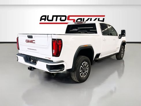 Used 2023 GMC Sierra 2500 AT4 image 7