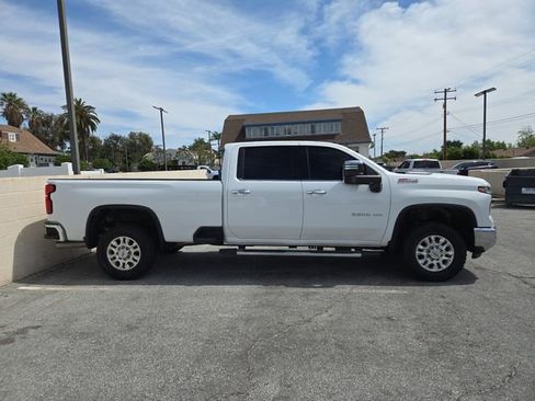 Used 2024 Chevrolet Silverado 3500 LTZ w/ LTZ Premium Package image 2