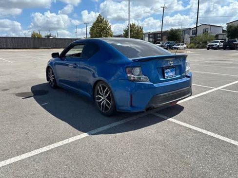 Used 2014 Scion tC FWD image 3