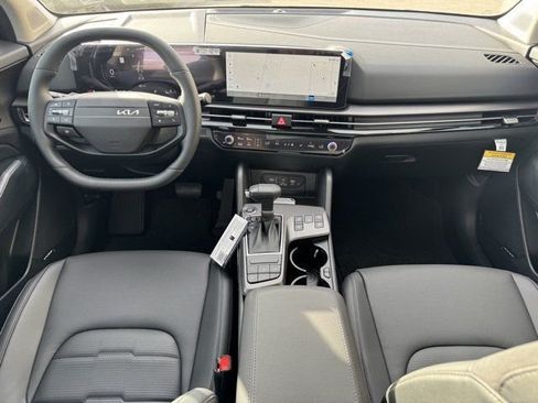 New 2026 Kia Sportage SX FWD image 11