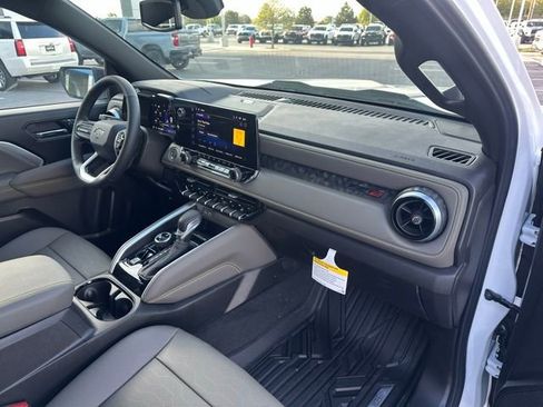 New 2026 Chevrolet Colorado ZR2 w/ Technology Package AWD/4WD image 20