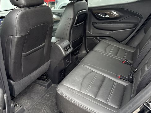 Used 2023 GMC Terrain Denali w/ LPO, Floor Liner Package AWD/4WD image 9