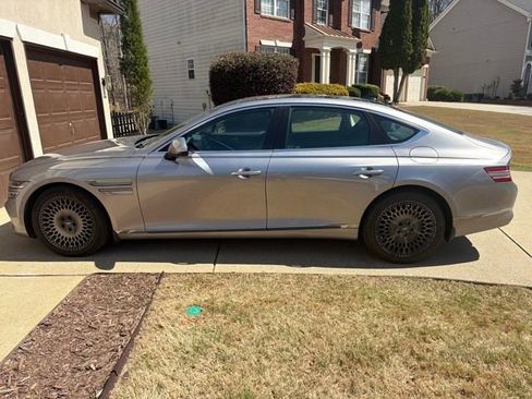 Used 2022 Genesis G80 2.5T w/ Prestige Package image 2