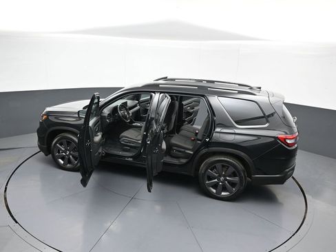 Certified 2023 Honda Pilot Sport image 43