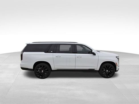 New 2026 Cadillac Escalade ESV Platinum Sport w/ LPO, ONYX Package AWD/4WD image 5
