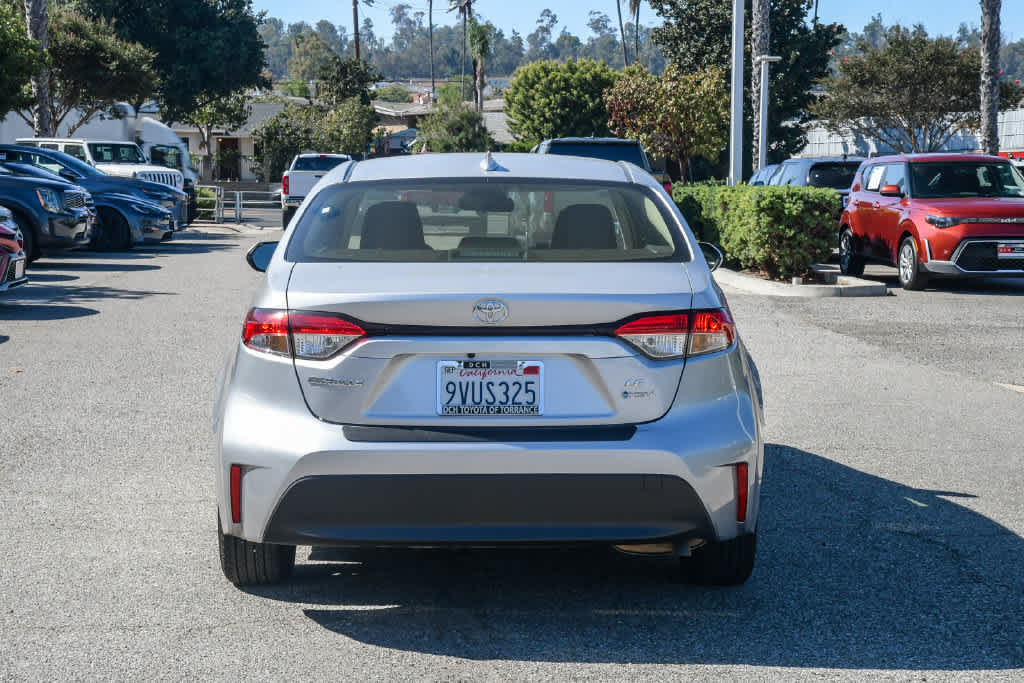 Used 2026 Toyota Corolla LE w/ Carpet Mat Package (TMS) AWD/4WD image 8