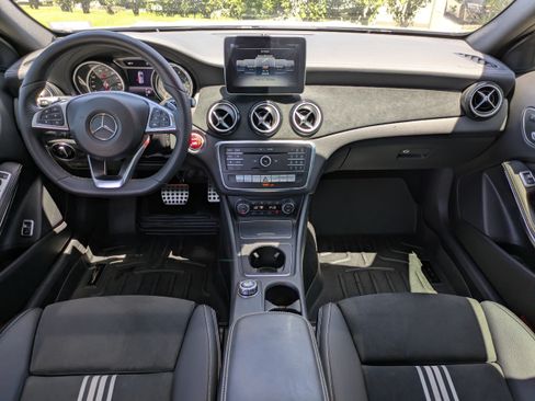 Used 2018 Mercedes-Benz GLA 250 image 14