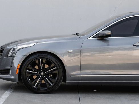 Used 2018 Cadillac CT6 Platinum AWD/4WD image 17