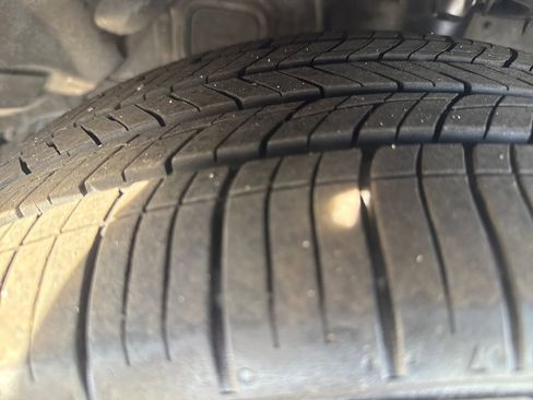 Used 2015 Kia Sorento SX FWD image 12
