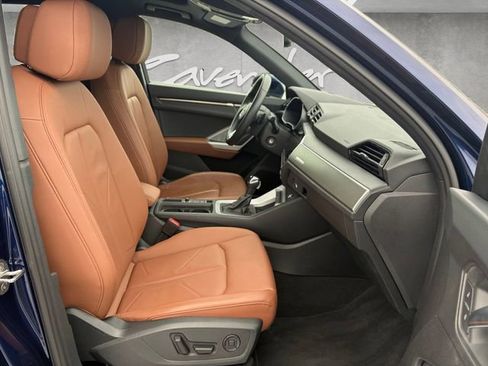 Used 2025 Audi Q3 2.0T Premium image 24