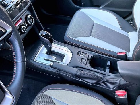 Used 2023 Subaru Crosstrek 2.0i Premium image 16