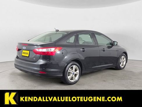 Used 2013 Ford Focus SE w/ SE Winter Pkg FWD image 5