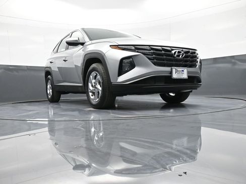 Used 2023 Hyundai Tucson SE image 27