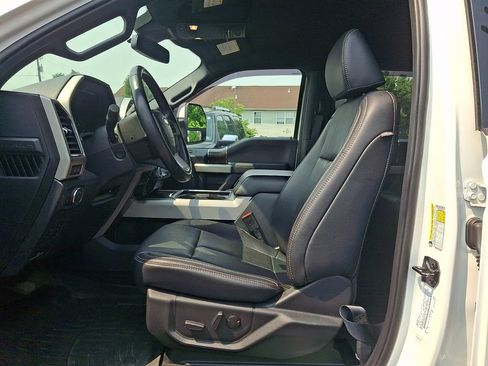 Used 2022 Ford F350 Lariat w/ Lariat Ultimate Package AWD/4WD image 13