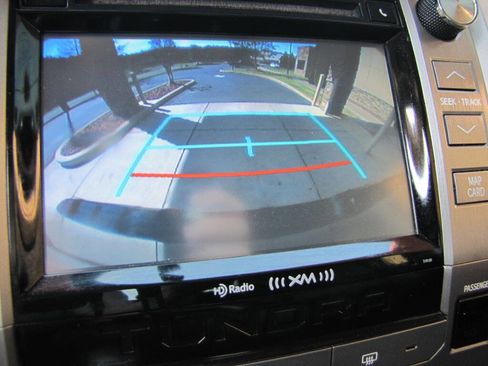 Used 2016 Toyota Tundra SR5 w/ SR5 Upgrade Package image 43