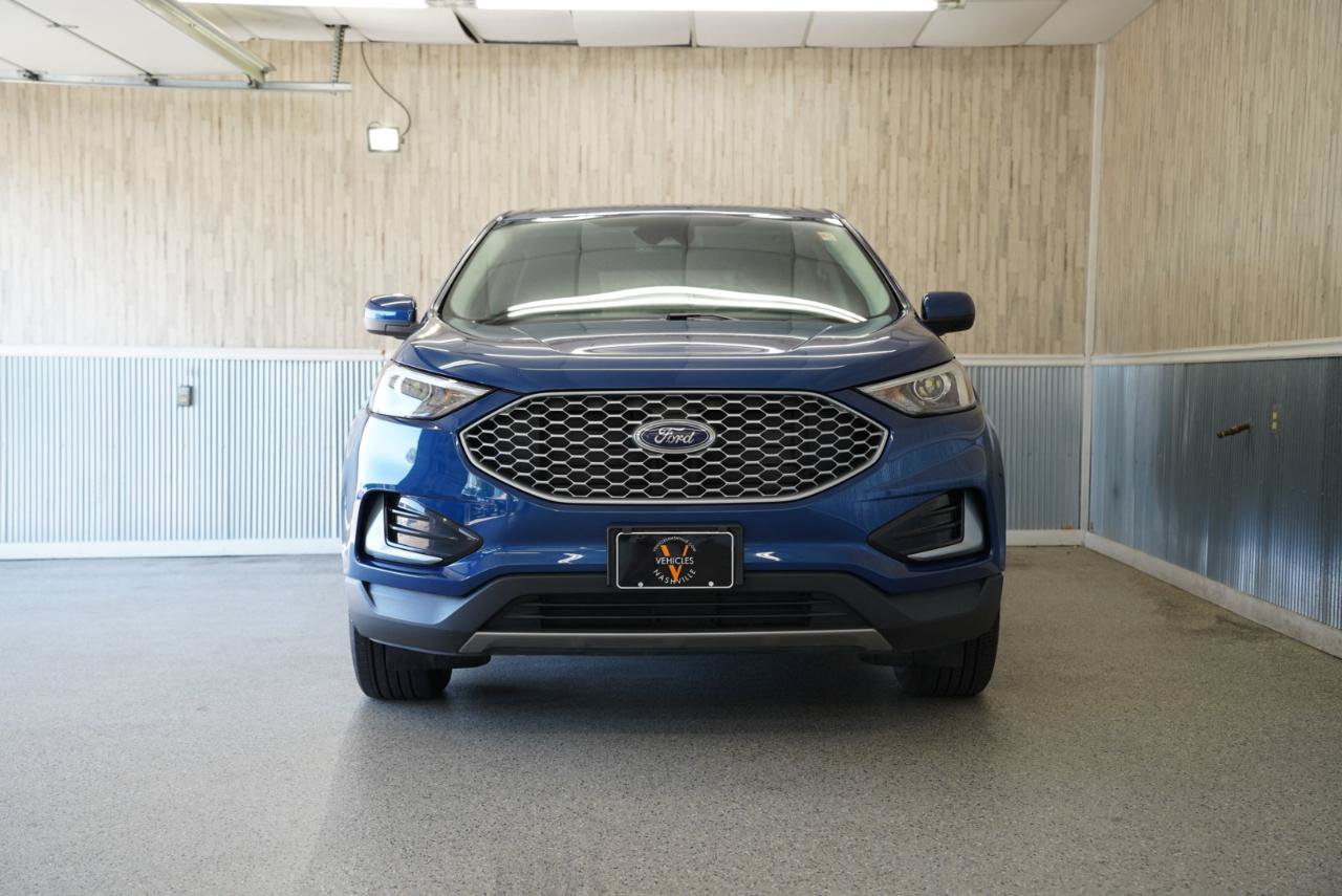 Used 2023 Ford Edge SEL AWD/4WD image 2