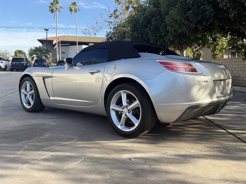 Used 2009 Saturn Sky w/ Premium Trim Package RWD image 3