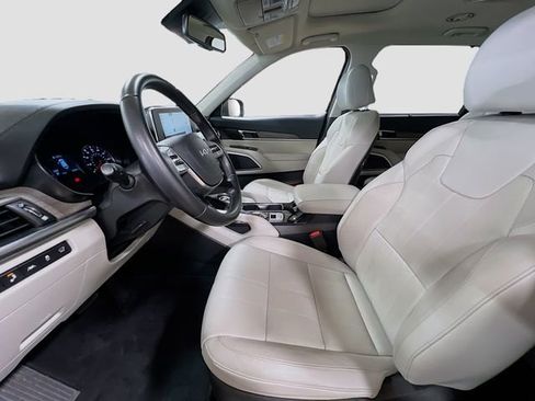 Certified 2022 Kia Telluride EX w/ EX Premium Package image 22