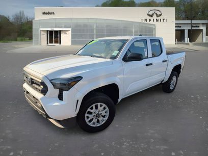 Used 2025 Toyota Tacoma SR