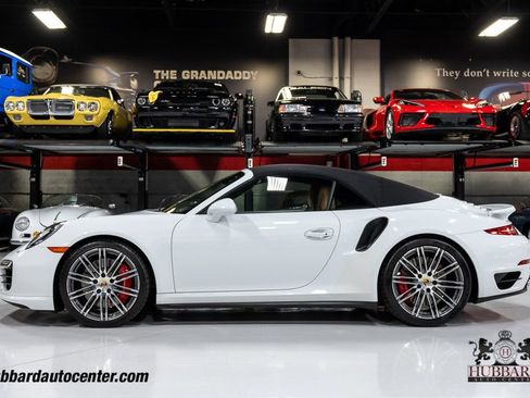 Used 2015 Porsche 911 4 Cabriolet image 13