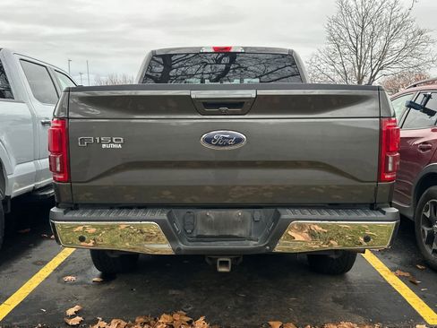 Used 2017 Ford F150 Lariat w/ Equipment Group 501A Mid image 4