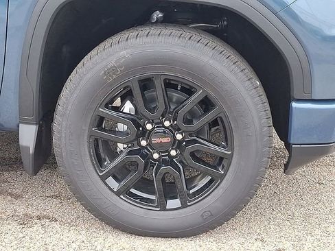 New 2026 GMC Sierra 1500 Elevation image 8